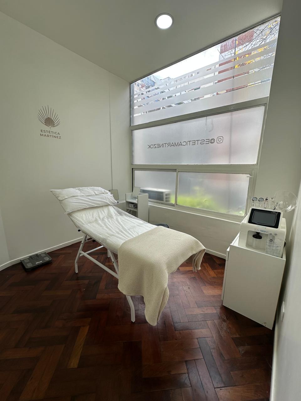Interior Clínica Estética Martínez